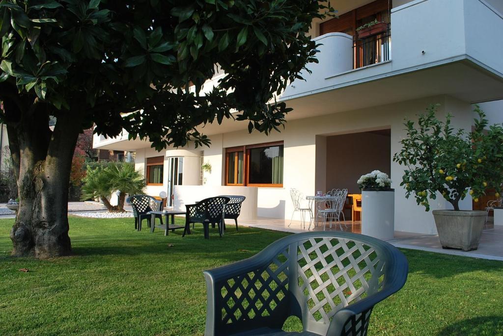 B&B Villa Bianca Sona Eksteriør billede