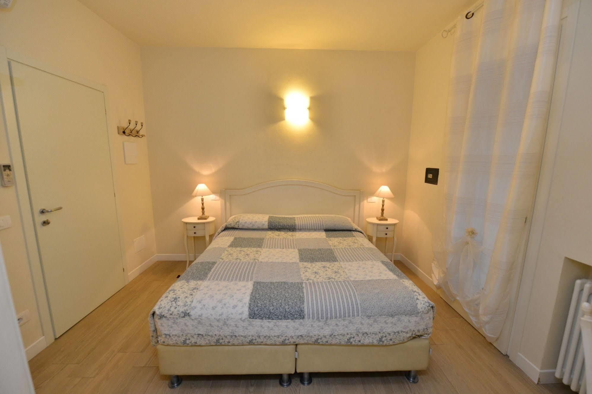 B&B Villa Bianca Sona Eksteriør billede